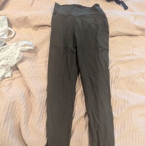 Lululemon size 4 align joggers olive green